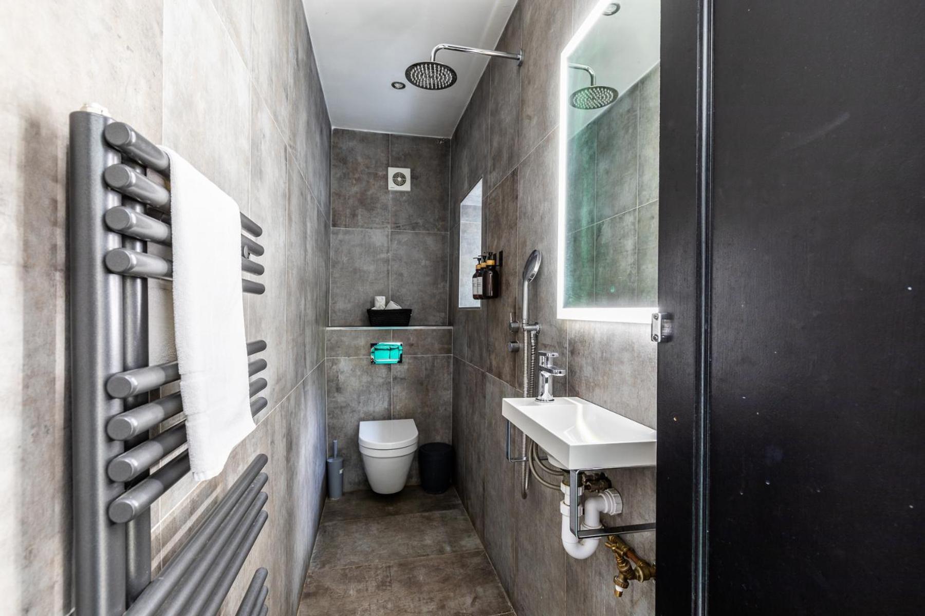 ล็อคบรูค ลอดจ์ Apartment บาธ ภายนอก รูปภาพ